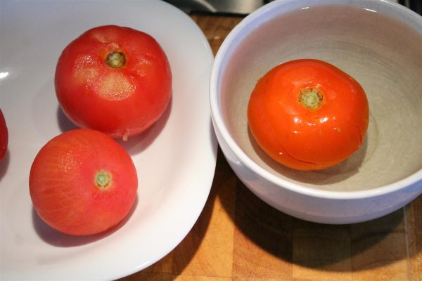 Tomaten schälen